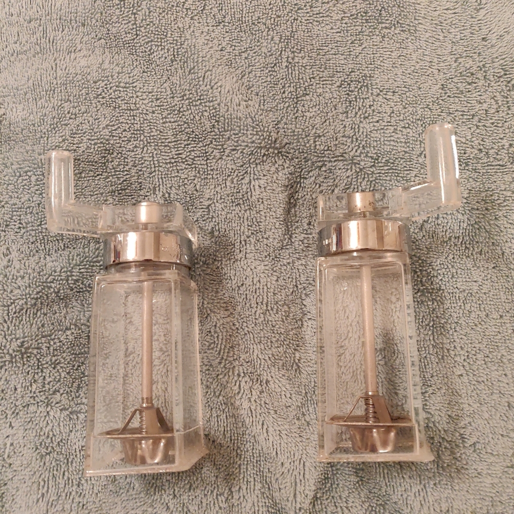 Vintage William Bounds Spice Swinger Grinder pair